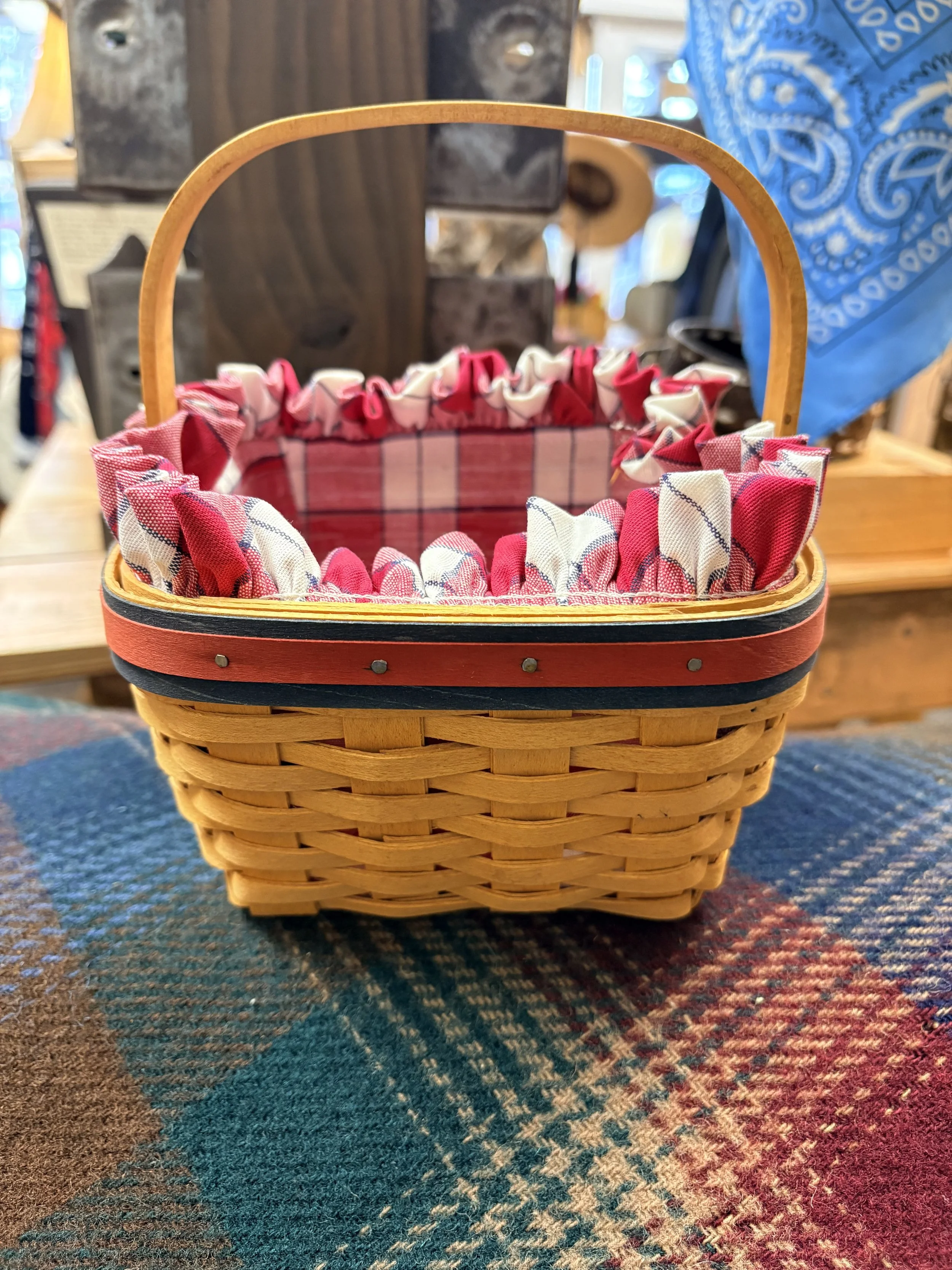 Vintage Longaberger Basket 1999-2001 | Made in the USA